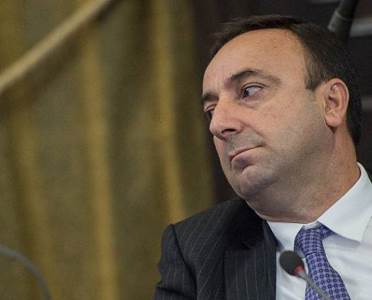 «Հրապարակ». Ո՞վ կփոխարինի Հրայր Թովմասյանին. անուններ են շրջանառվում