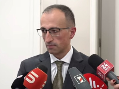 Министр: В Армении у 2500 лиц нет паспортов для перехода на систему получения пенсий безналичным способом – решим вопрос