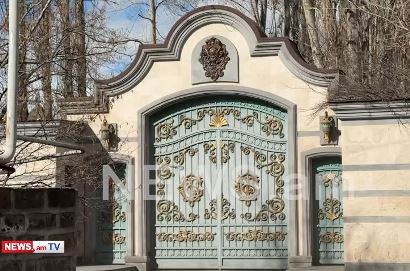 Արդեն շուրջ երկու ժամ է, որ ավարտվել է Գագիկ Ծառուկյանի տան զննությունը. Նա այս գործով հարցաքննվել է 2020–ին, փաստաբան