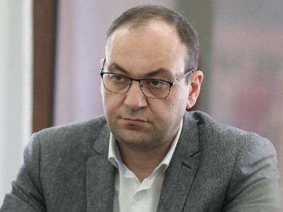 Адвокат: Почему СК не ставит под сомнение подлинность скандального видео якобы с участием архиепископа Аршака