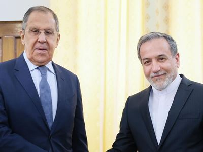 Lavrov, Araghchi discuss situation with Iran nuclear program