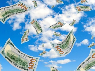 10 ամենատարօրինակ բաները, որոնք թափվել են երկնքից