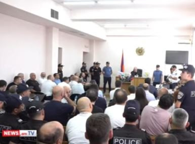 Суд продлил срок домашнего ареста фигуранта дела «18 праведников» Каро Окумушяна