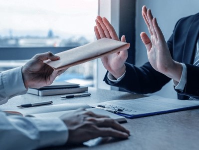 Нужны серьезные исследования: Эксперт «Transparency International» о системной коррупции в Армении