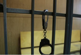 Модельера Закирова и экс-сотрудницу Минобороны России приговорили к 6 годам колонии