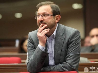 Депутат: Пашинян готов пожертвовать всеми ради победы на предстоящих парламентских выборах в Армении