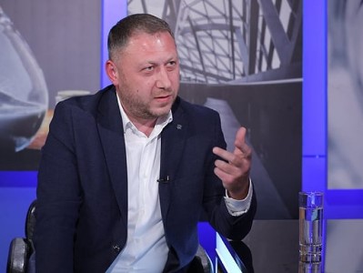 Представитель партии «Сильная Армения» о повышении пенсий: Самвел Карапетян, не имея власти, может диктовать повестку