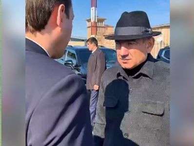 Armenia premier arrives in Poland (VIDEO)