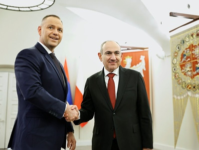 Пашинян встретился с президентом Польши