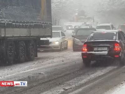 Դիլիջանի ոլորանները դժվարանցանելի են կցորդիչով մեքենաների համար. պարեկները փակել են ճանապարհը