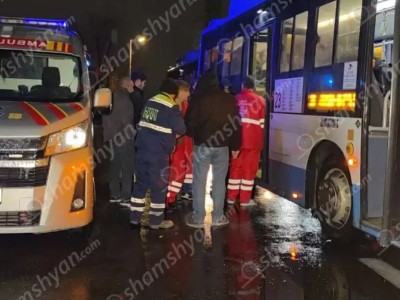 Հաղթանակի զբոսայգու դիմաց թիվ 23 երթուղին սպասարկող ավտոբուսում ուղևորի ինքնազգացողությունը վատացել է