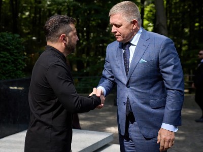 Զելենսկին Սլովակիայի վարչապետին հրավիրել է Ուկրաինա