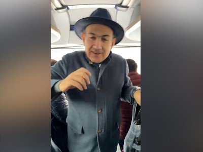 Внутрипартийная предвыборная кампания стартует: Никол Пашинян вышел в прямой эфир из автобуса