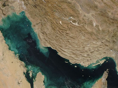 Former IRGC Commander: Iran to bar US entry into Persian Gulf