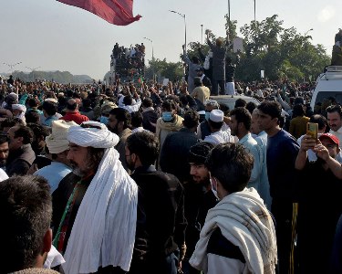 Protesters in Islamabad Chant Anti-American Slogans After Khamenei’s Killing