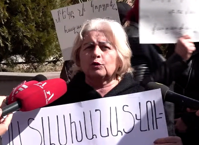 В Ереване прошла акция протеста: «Меня обманули на сумму в 2,3 млн. драмов»