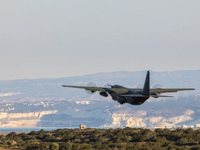 US allows government employees to leave Cyprus