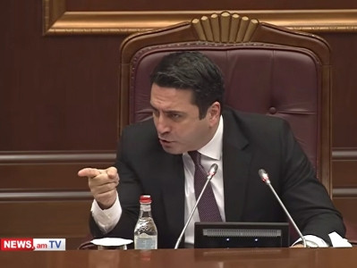 Спикер парламента Армении и депутат от правящей партии обиделись: Началась перепалка