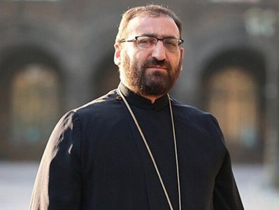 Holy Etchmiadzin chancellor immediately released from custody, lawyer says