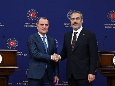 Ադրբեջանի և Թուրքիայի արտգործնախարարները քննարկել են իրանական ԱԹՍ-ների շուրջ ստեղծված իրավիճակը