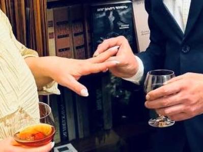 ՔՊ–ական պատգամավոր Հռիփսիմե Հունանյանը նշանադրվել է (վիդեո)