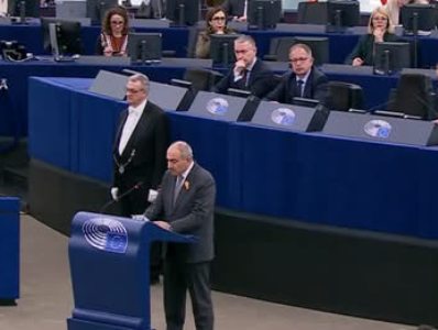 Пашинян обвинил представителей ААЦ в намерении «пожертвовать независимостью Армении в угоду третьим странам»