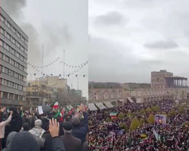 Президент Ирана принял участие в массовых мероприятиях на улицах Тегерана