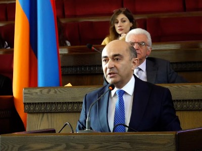 Марукян: Бои идут за независимость Армении, отдельными действиями проблему решить невозможно