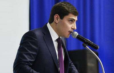 «Իրավունք». «Օրը գա, աչքս տեսնի». Ի՞նչ է խոստացել Ջերմուկի Արսենյանի որդին Փաշինյանին