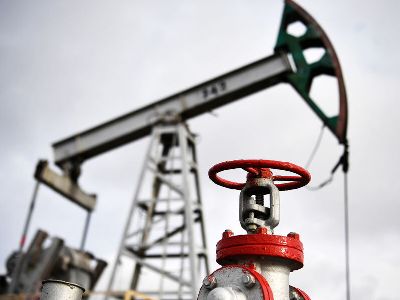 Brent crude oil price falls to $107.32 per barrel