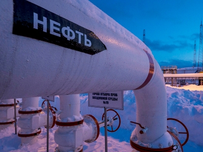 Conflict around Iran drives Russian oil prices up by more than 70%