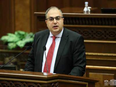 Кандидат на должность судьи КС Армении коснулся вопроса политической беспристрастности