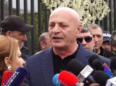 «Ներողություն խնդրե՛ք ու ռադներդ քաշե՛ք». Անաստաս Իսրայելյանը՝ իշխանության ներկայացուցիչներին