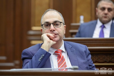 «Հրապարակ»․ Սկզբում ՍԴ անդամ, հետո՝ նախագահ