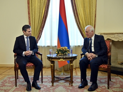 Հայաստան-Հունաստան համագործակցությունը զարգանում է կայուն և հետևողական կերպով. ՀՀ նախագահը հյուրընկալել է դեսպանին