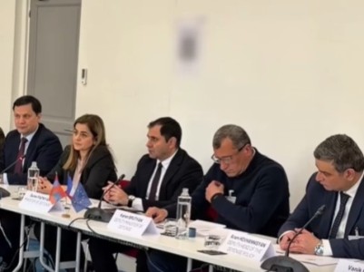 Сурен Папикян встретился с представителями французских оборонных компаний