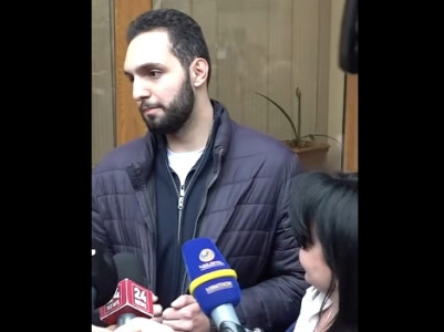 Один из школьников, задержанных после инцидента с охраной Пашиняна, отпущен из СК