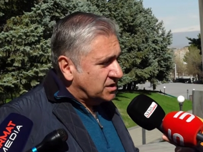Оппозиционер: Почему наше отношение к урегулированию карабахского конфликта должно зависеть от третьей страны?