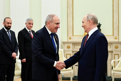 «Հրապարակ»․ Ռուսաստանում «բացատրական աշխատանք» են տանում ռուսաստանաբնակ բիզնեսմենների հետ