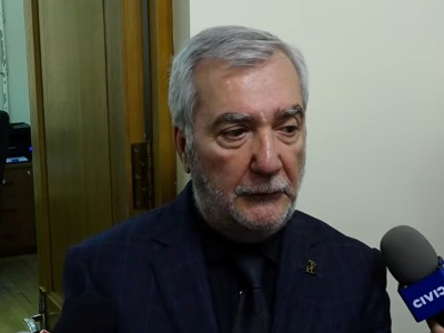 «Պետք է մարմինը ենթարկեն լոգանքի». Անդրանիկ Քոչարյանը տվեց լողանալու իր սահմանումը