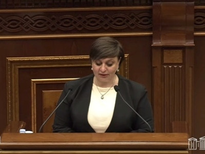 В парламенте Армении принес присягу новый депутат