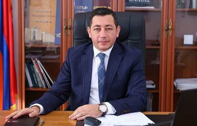 «Ժողովուրդ». 6 մլն եկամուտ, անշարժ գույք, խոշոր փոխառություններ. ինչ է հայտարարագրել Քաղաքաշինության կոմիտեի նախագահը
