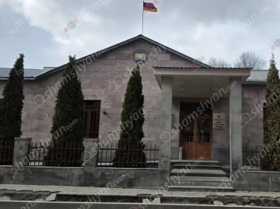 Հրազդանի դպրոցներից մեկում աշակերտի մայրը ապտակել է իր որդուն ծաղրող աշակերտին