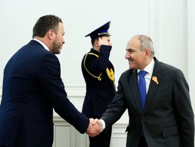 Пашинян и Цахкна обсудили отношения Армения-Эстония