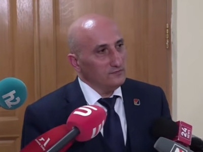Ինչու է ՌԴ դեսպանը հանդիպել ԿԸՀ-ի նախագահի հետ, դա կապ ունի՞ Սամվել Կարապետյանի հետ. Հովակիմյանի պարզաբանումը