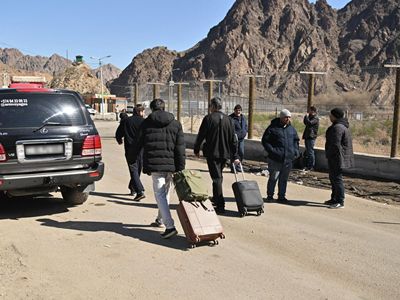 Another 94 Russia nationals leave Iran via Armenia