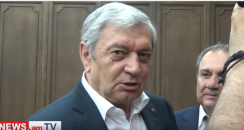 Ֆելիքս Ցոլակյանը պարզաբանում է, թե ինչու որդին չի ծառայել բանակում