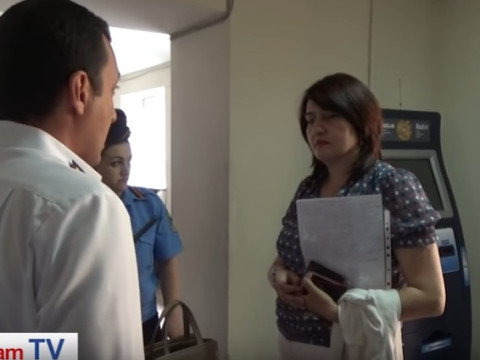 «Սասնա ծռերի» գործով փաստաբանները դատարանում զննության ժամանակ հրաժարվում են բացել պայուսակները
