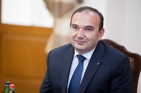 Ինչու են Հայաստանում դպրոցների շրջանավարտները ռուսերեն վկայականներ ստանում