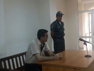 Հրաչյա Հարությունյանը պատասխանում է լրագրողների հարցերին